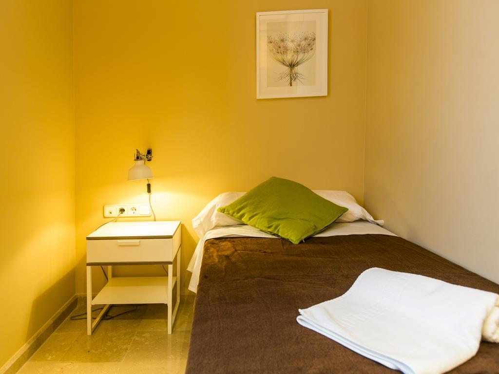 Total Valencia Center Apartment Phòng bức ảnh