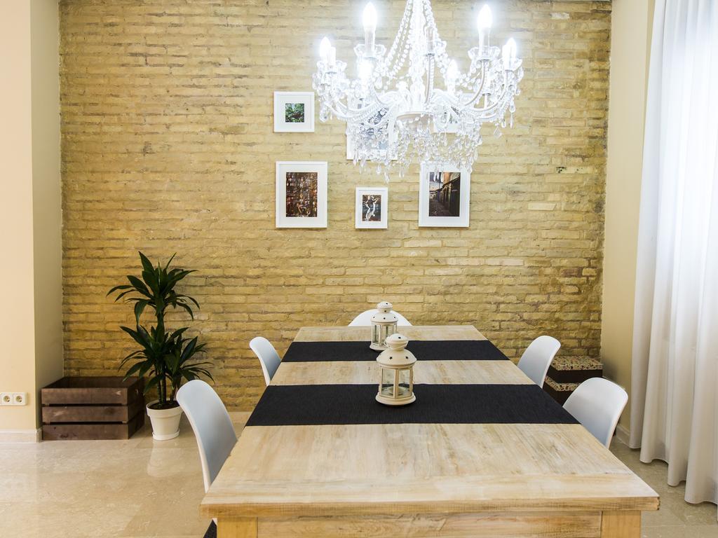 Total Valencia Center Apartment Phòng bức ảnh