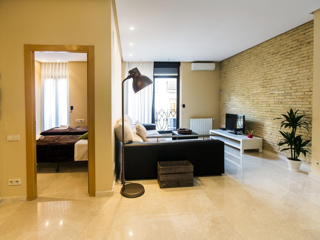 Total Valencia Center Apartment Phòng bức ảnh