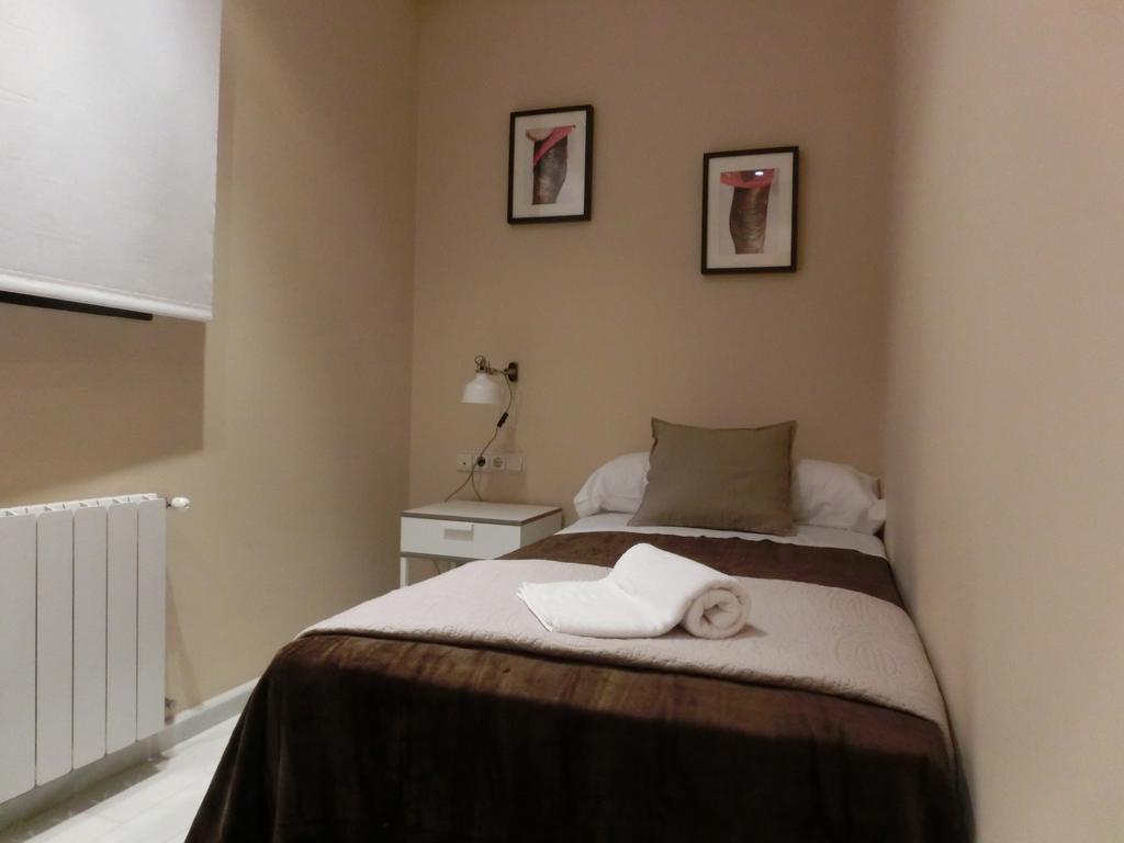 Total Valencia Center Apartment Phòng bức ảnh